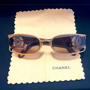 Vintage Chanel 4023 Gold Rectangular Frame Sunglasses Made In Italy Y2K